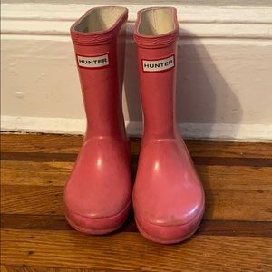 Girls pink hunter boots